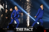  카리스마 넘치는 동방신기 [TF사진관]